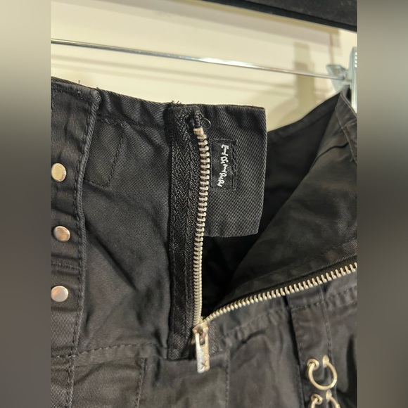 Vintage Y2K Tripp NYC Black Mini Skirt with Silver Hardware Detail - Picture 9 of 14